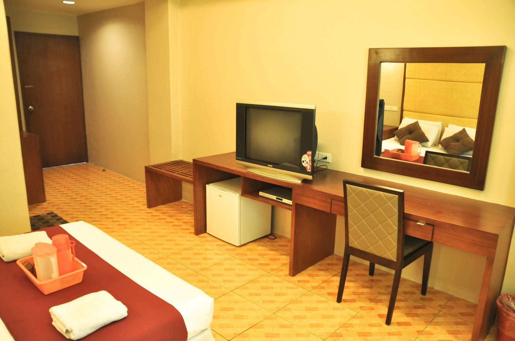 Ong Bun Pension House 일로일로 외부 사진
